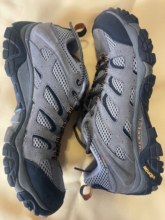 Merrell Men's size 11.5 Gray and Black Hiking Boots with Orange Accents - Picture 5 of 5